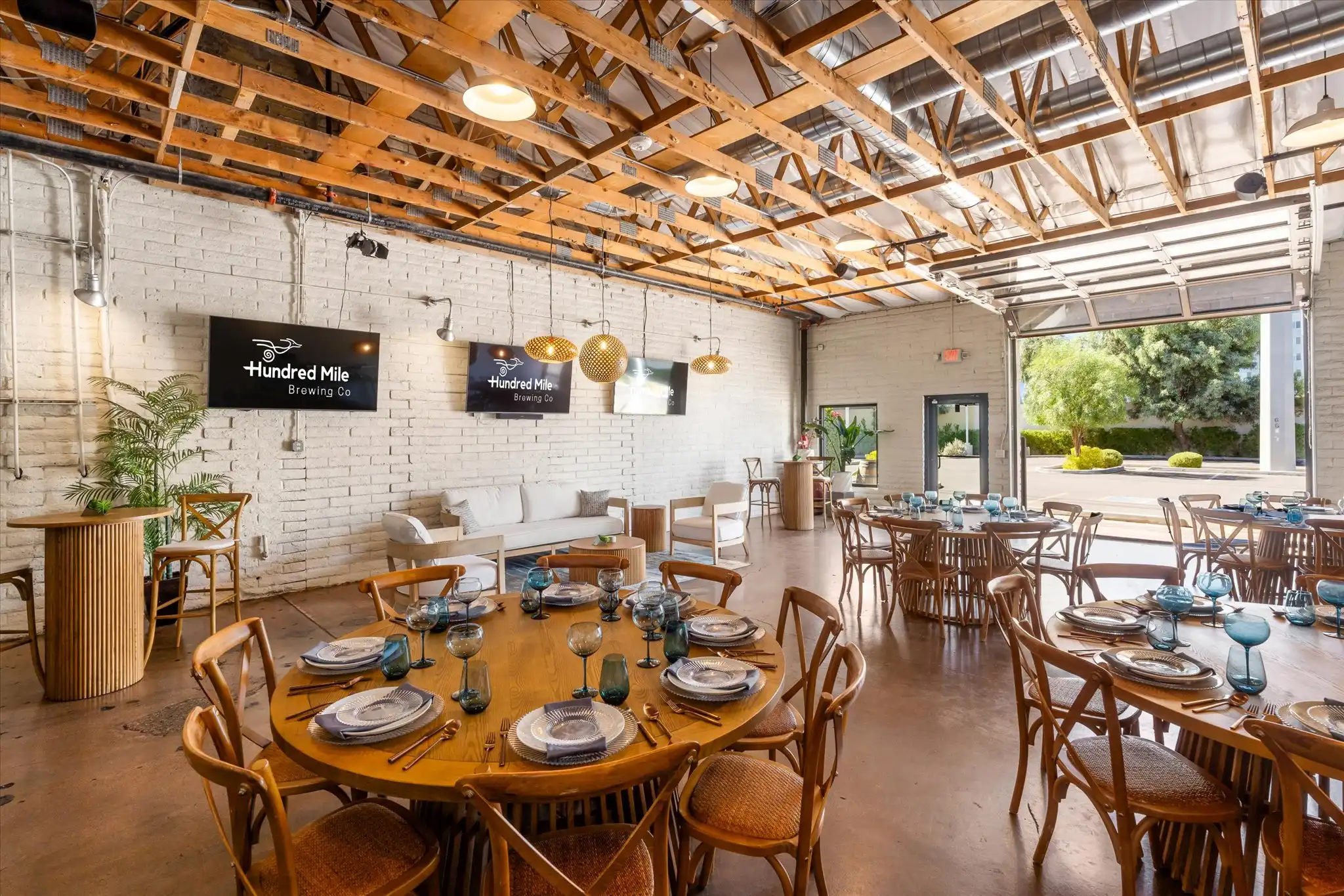 Roadrunner Room set with tables and chairs.